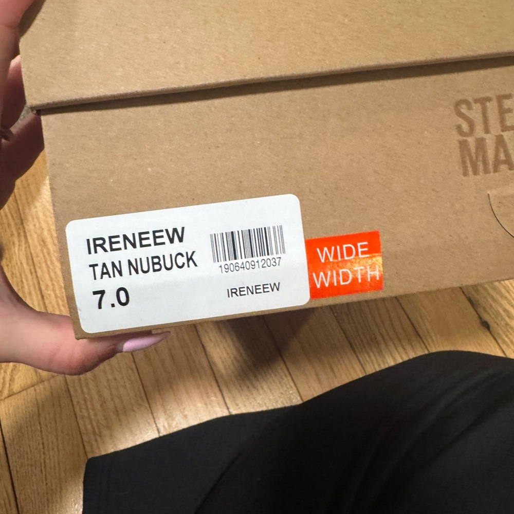 Steve Madden Women's Brown Ankle Strap Heels - Picture 3 of 3